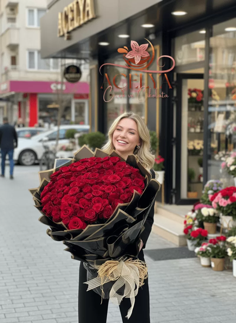 Dev 120 Kırmızı Gül Buketi