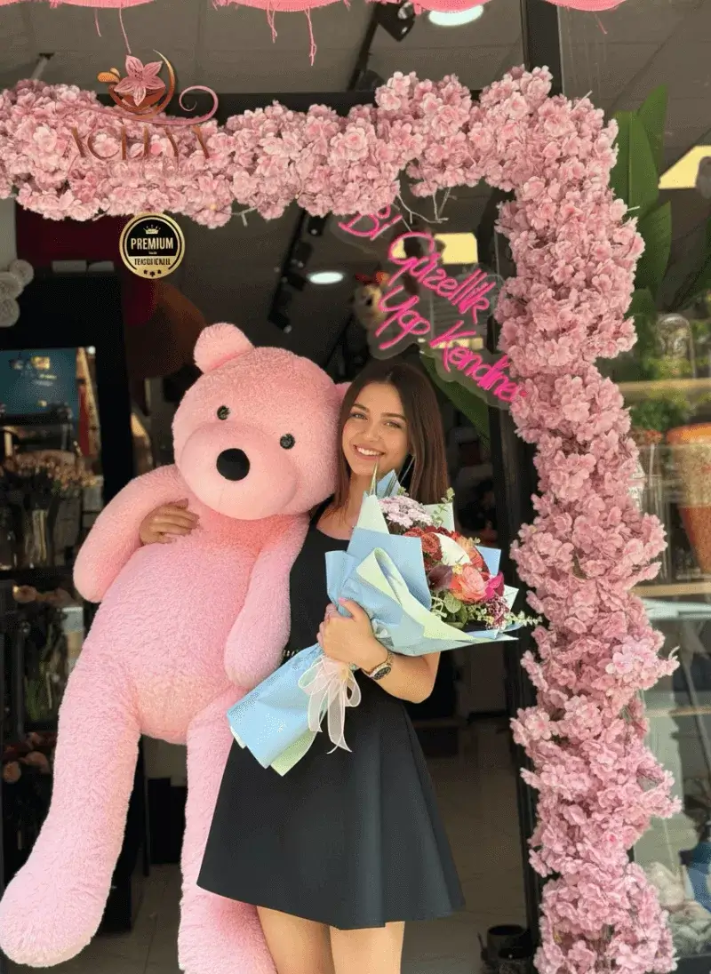 Dev Peluş Ayılı Çiçek Buketi Seti