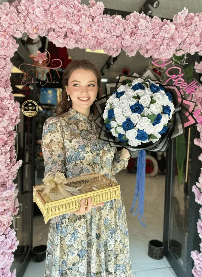 Hasır Stilde Daisy – Rose Buketi