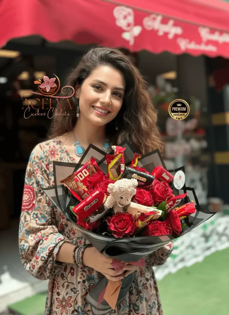 Çikolatalı Ayıcık Kırmızı Gül Buketi