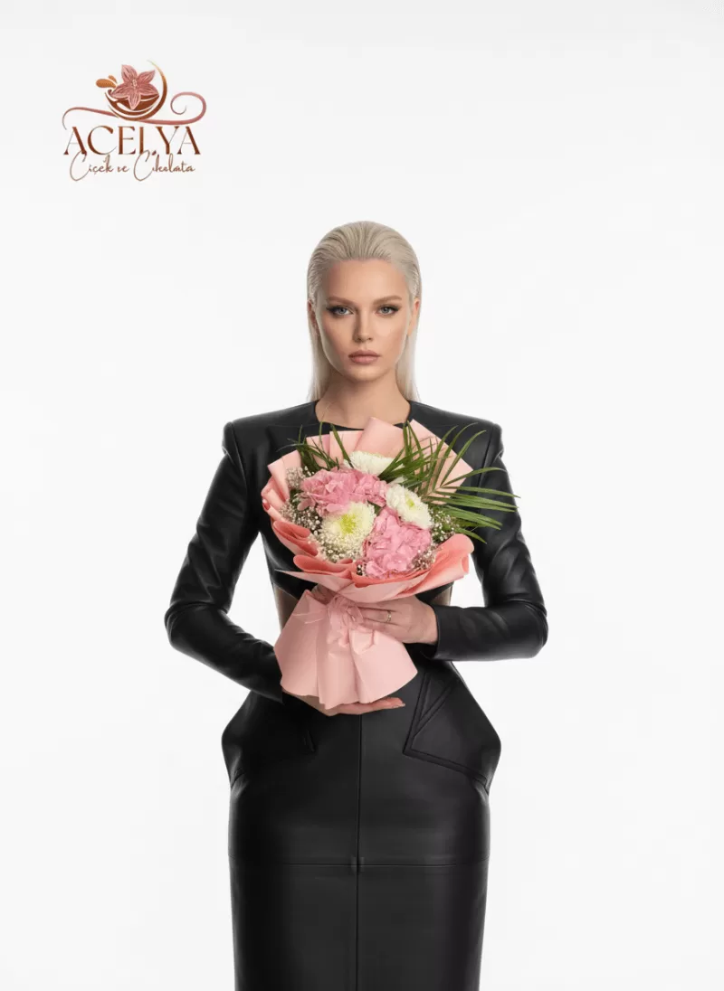 Mini Pastel Buket – Şık & Modern