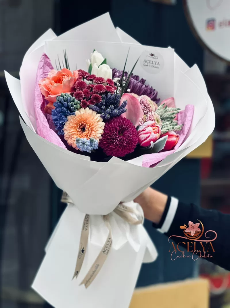 Zarafet Serisi Karışık Buket