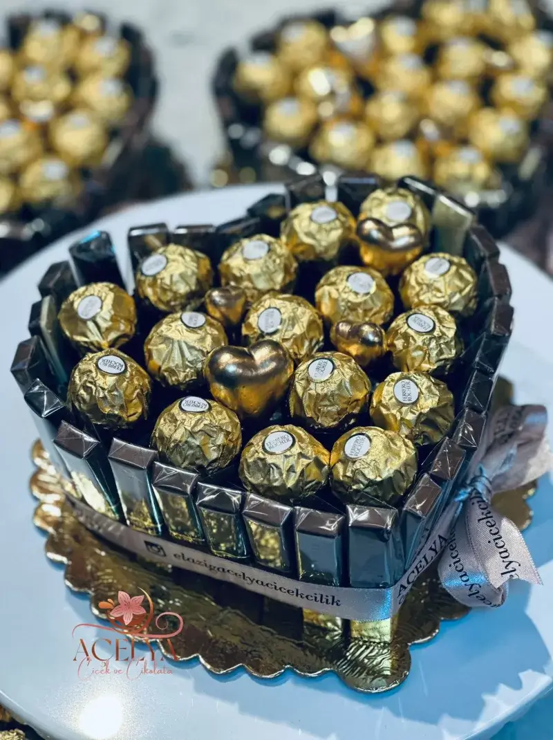 Altın Kalp Ferrero Çikolata Kutusu