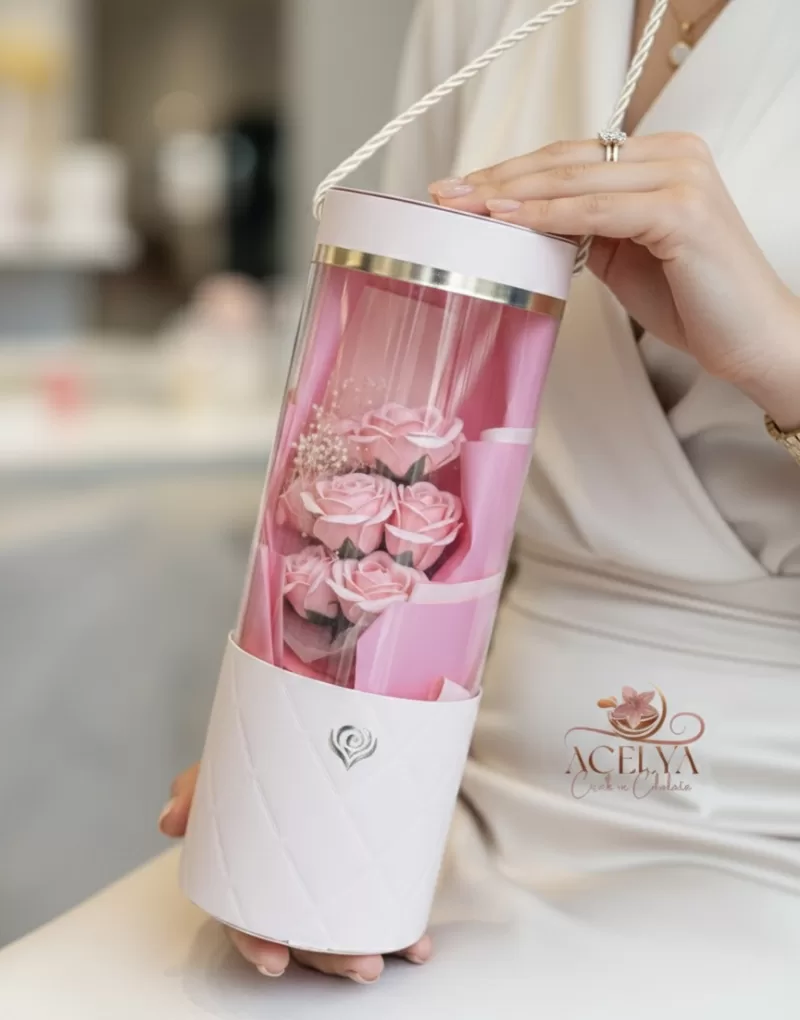 I Love You Pembe Gül Kutusu