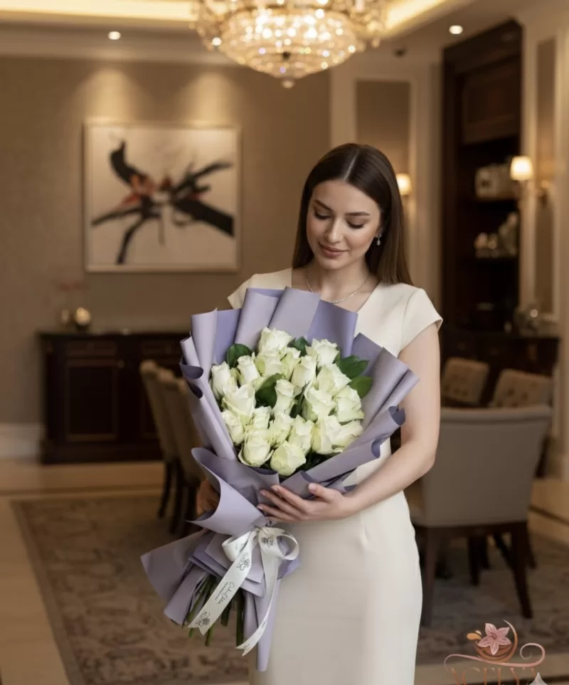 Saf Zarafet Beyaz Gül Buketi