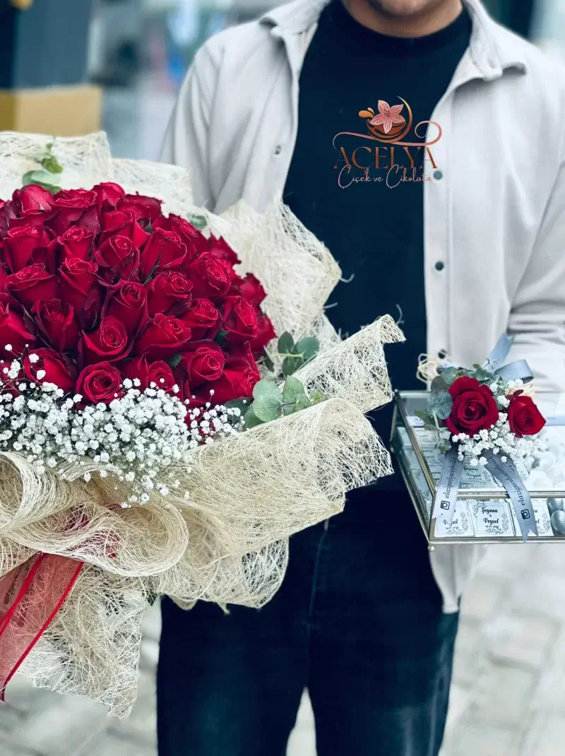Prestij Serisi Dev Gül Buketi & Çikolata Seti