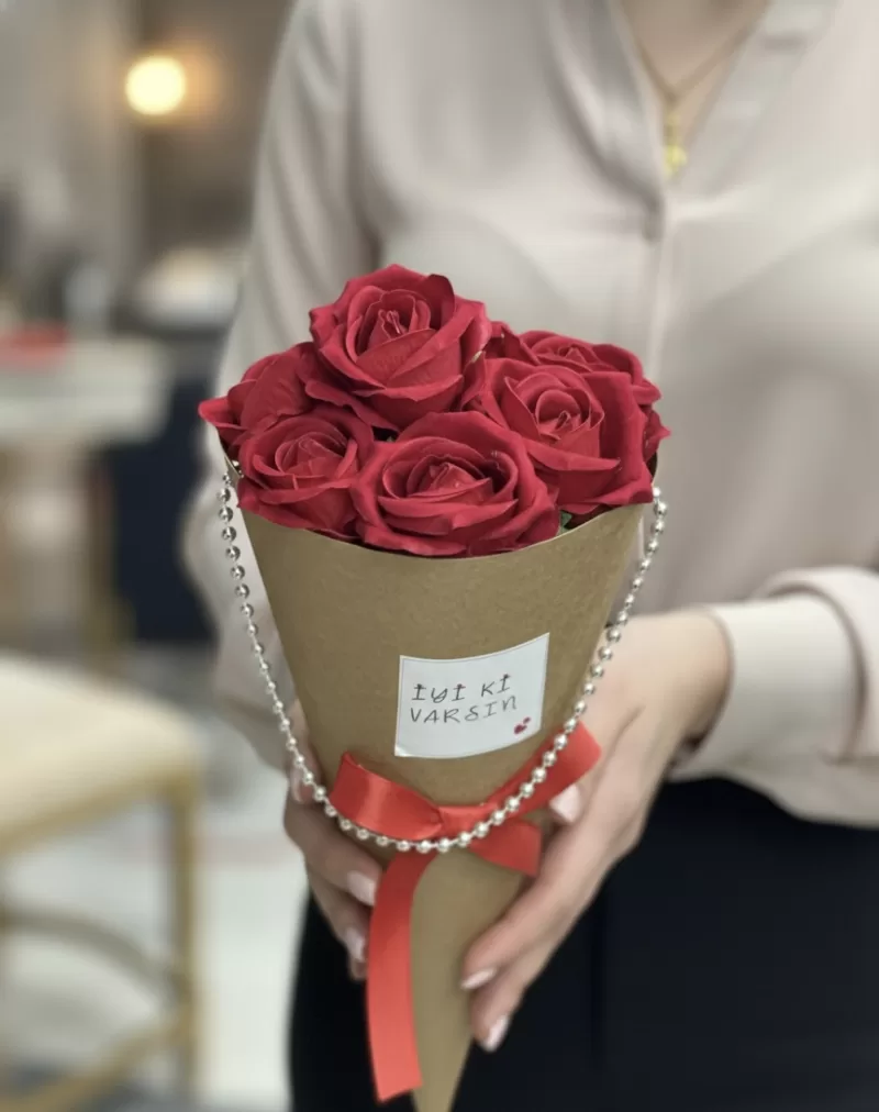 Kraft Ambalaj Gül Buketi