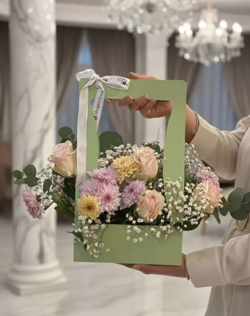 Yeşil Çanta Pastel Gül & Papatya Tasarımı