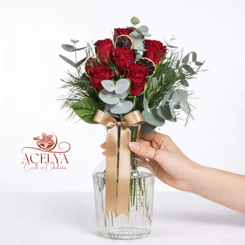 Cam Vazoda Kırmızı Gül Premium Aranjmanı 6 Adet