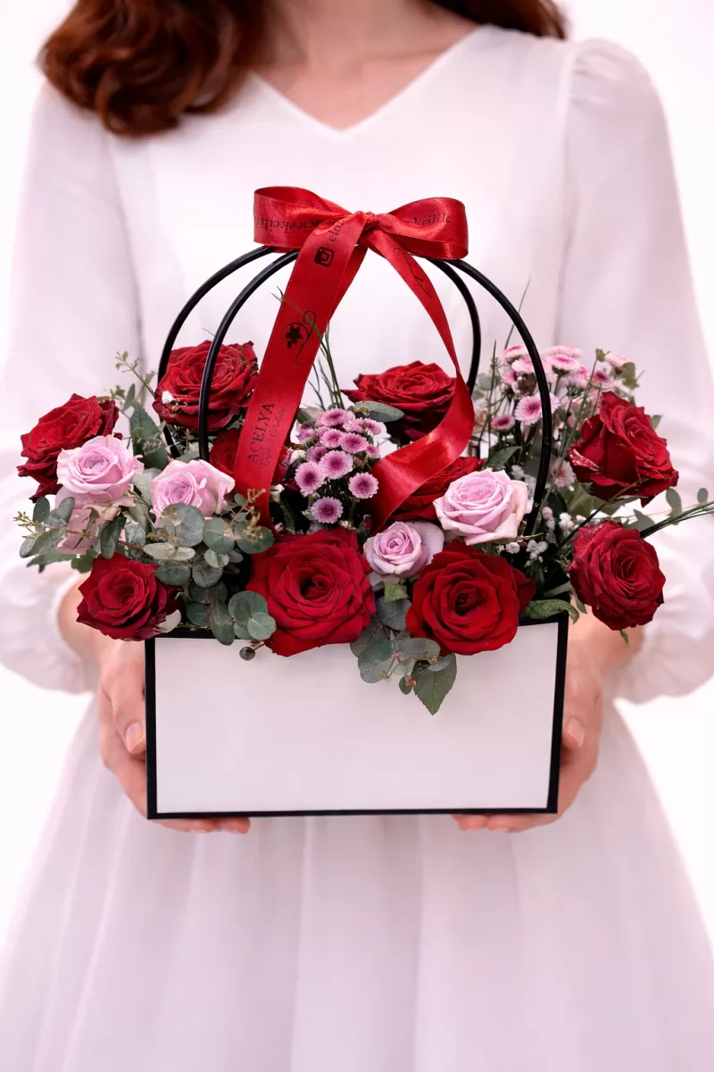 Kırmızı Gül Aşk Kutusu