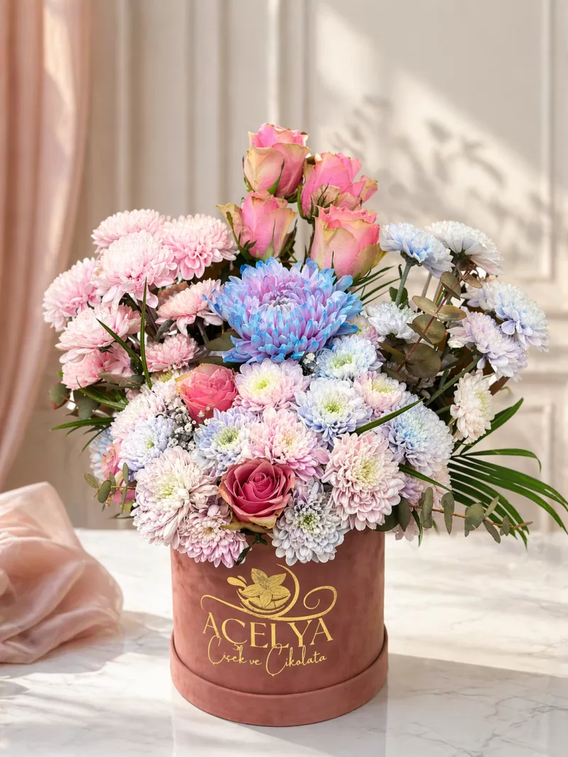 Pastel Renkli Lüks Kutulu Çiçek Aranjmanı