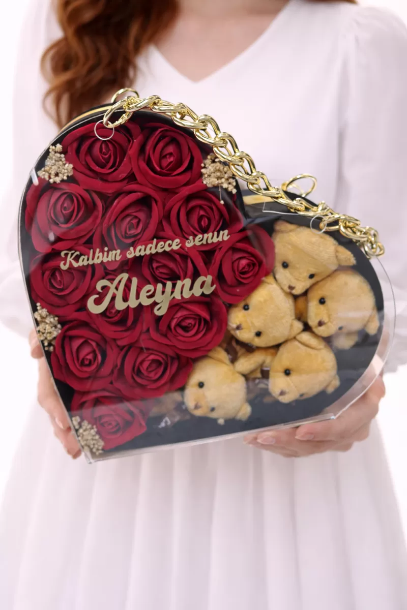 Kişiye Özel Kutuda Gül ve Ayıcık Tasarımı