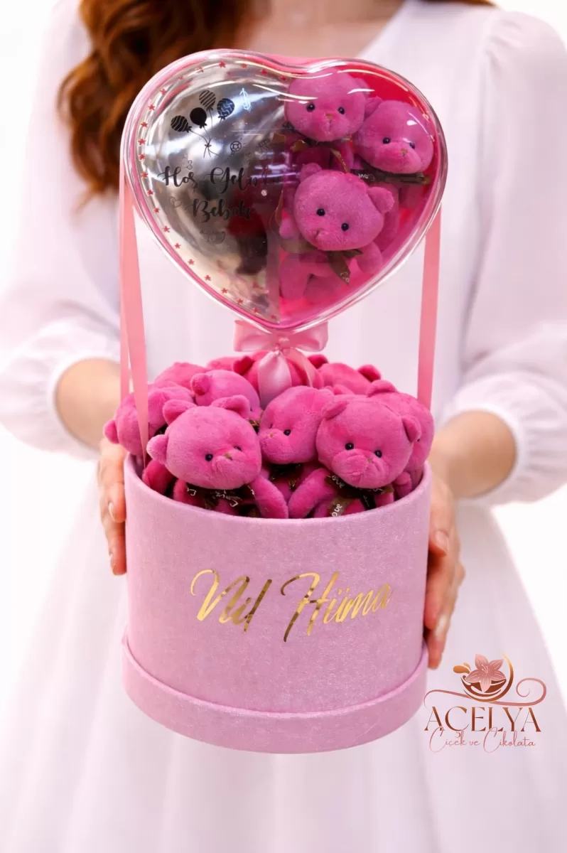 Kişiye Özel Kalp Kutuda Ayıcıklı Hediye Seti