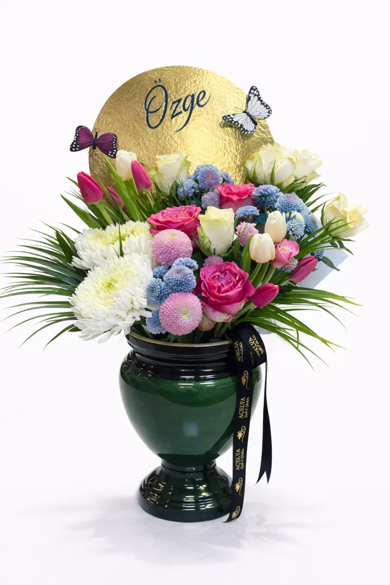 Kişiye Özel Yeşil Vazoda Renkli Premium Aranjman (Özge)