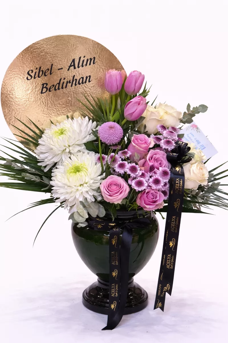 Kişiye Özel İsimli Gold Pleksi Detaylı Premium Aranjman