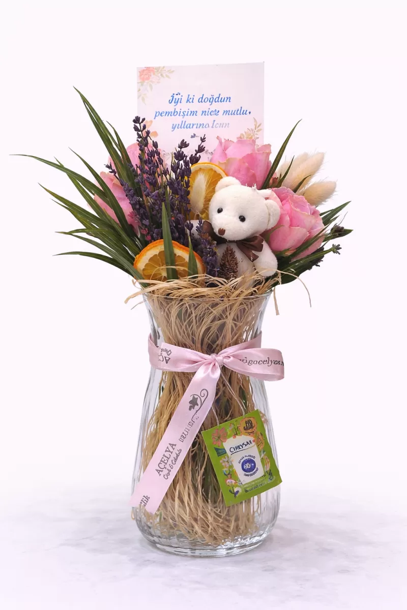 Vazoda Ayıcıklı Özel Tasarım Çiçek Aranjmanı 